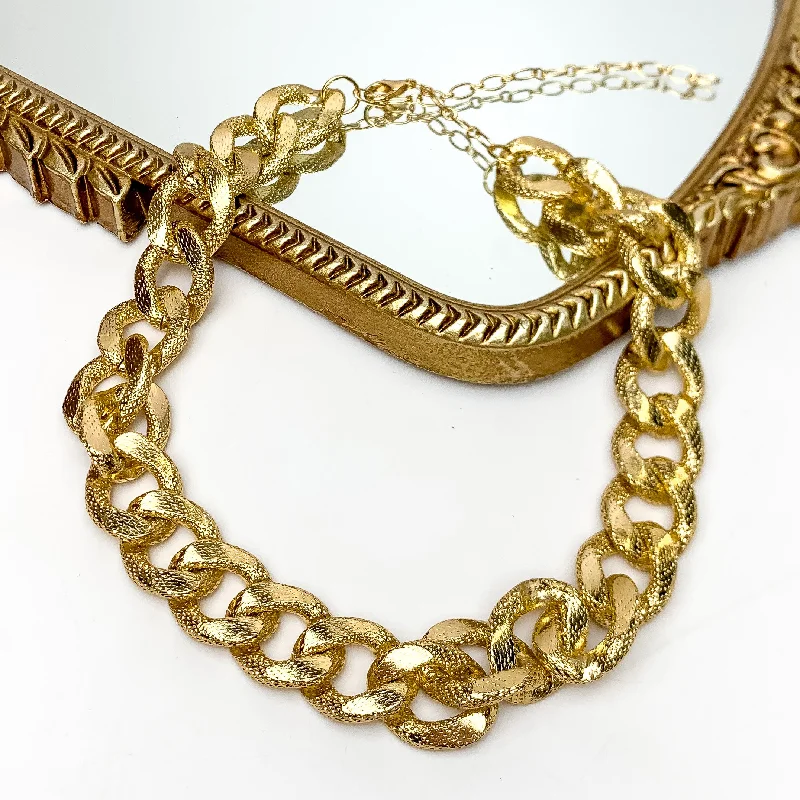 women engraved necklaces -The Go To Gold Tone Chain Necklace