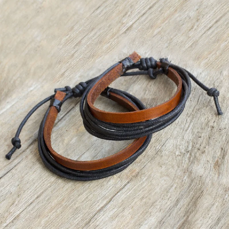 women adjustable bangles -Handmade Set of 2 Men's Leather 'Bold Contrast' Bracelets (Thailand)